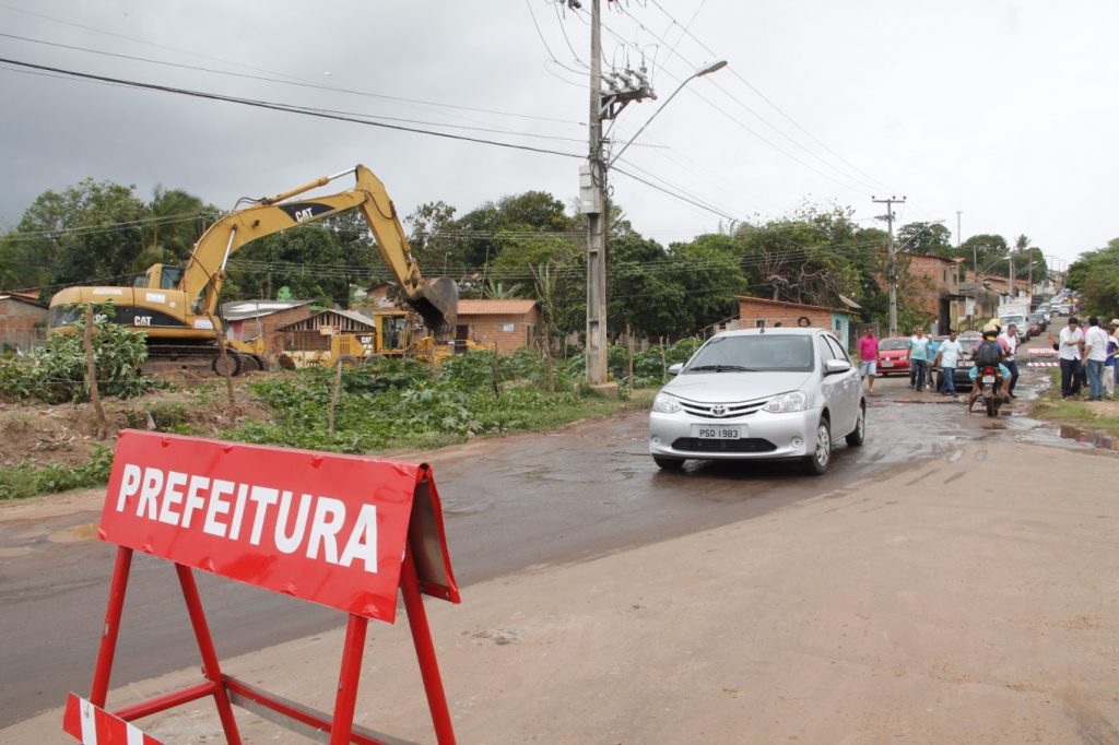 foto3_limpeza-e-desobstrucao-de-valas